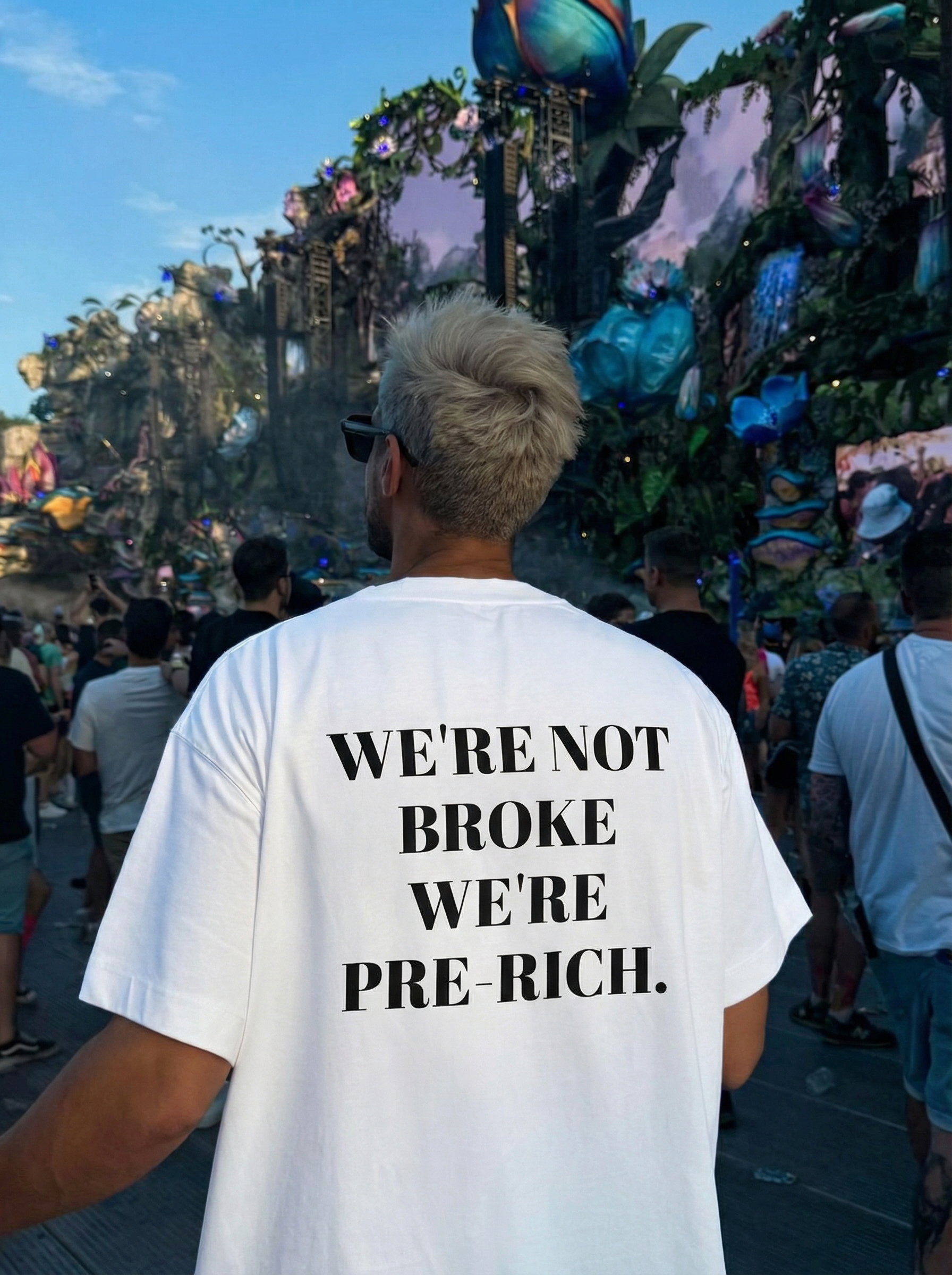 PRE-RICH Typography Tee – Modern Minimal Streetwear